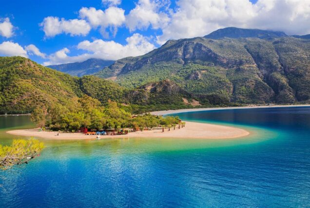 Gazi Turizm: Umre Turları, Hafta Sonu ve Günübirlik Turlar