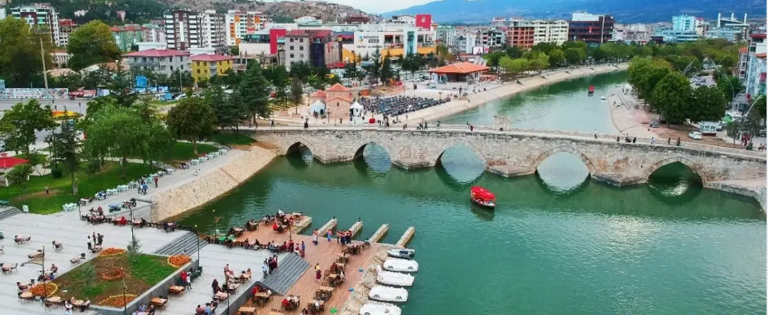 Gazi Turizm: Umre Turları, Hafta Sonu ve Günübirlik Turlar